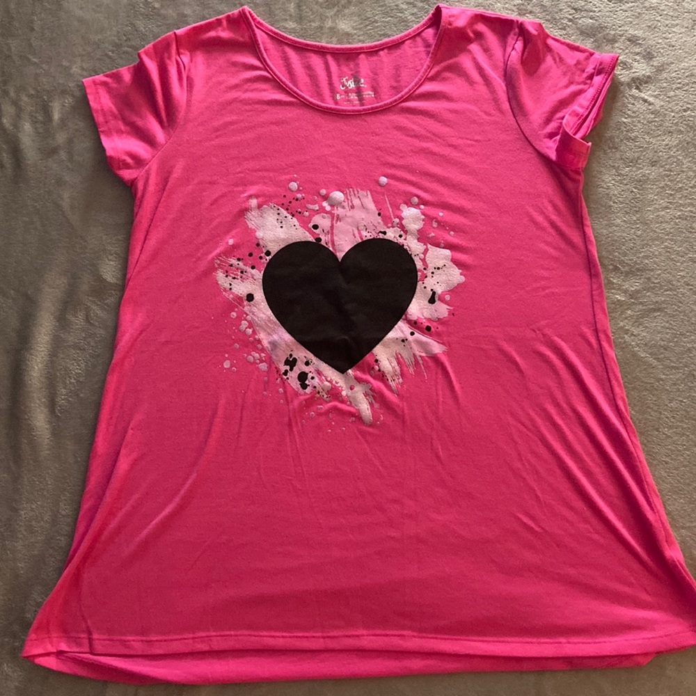 Justice girls size 18 short sleeve pink shirt with black heart